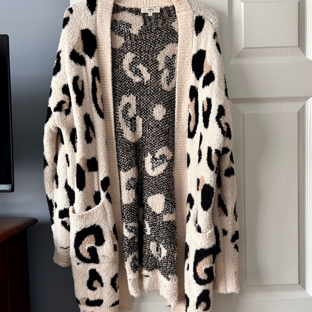 Entro soft plush cardigan with pockets